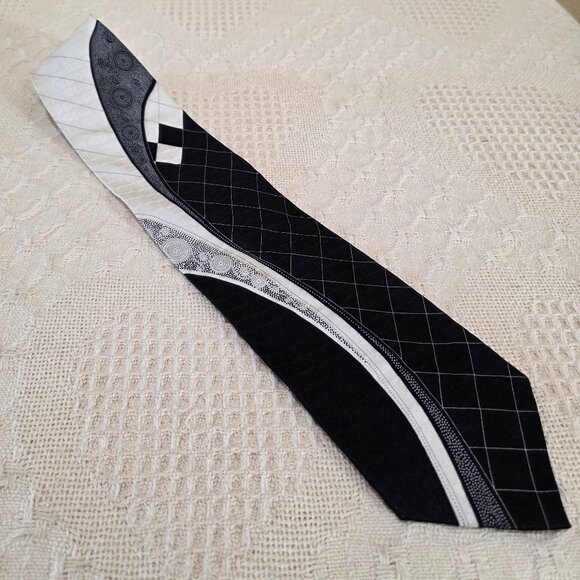 Enrico Capucci Black Gray Cream Retro e4" W 100% Silk Vintage Necktie Tie 58" - Picture 1 of 11